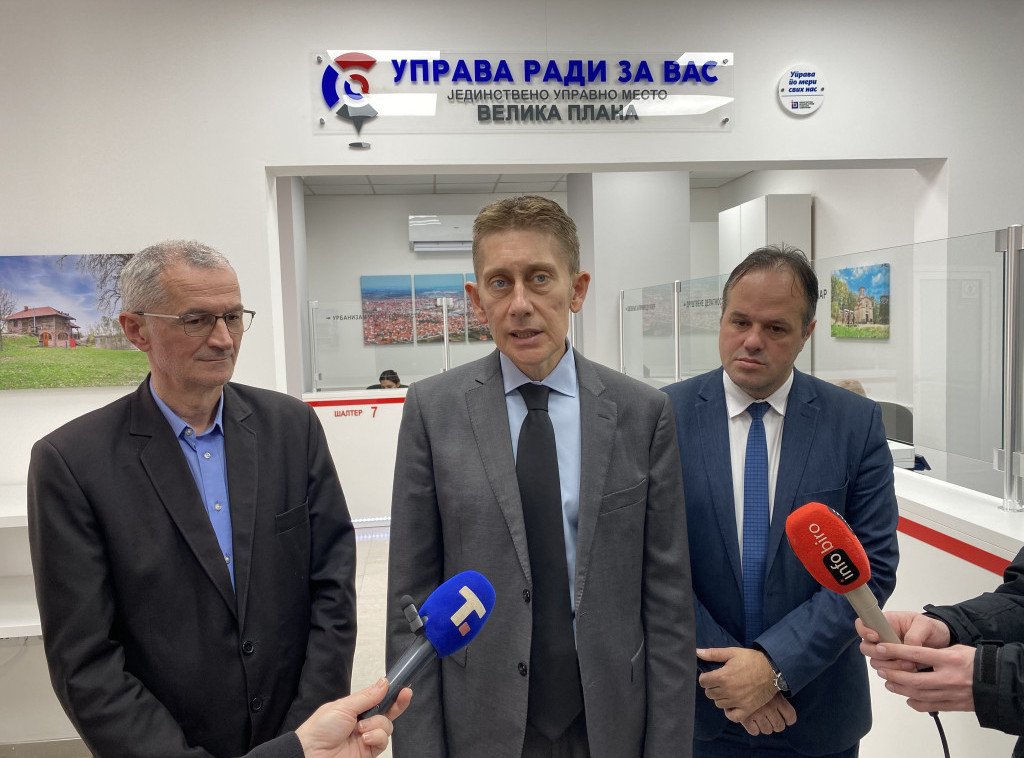 Martinović otvorio Jedinstveno upravno mesto u Velikoj Plani