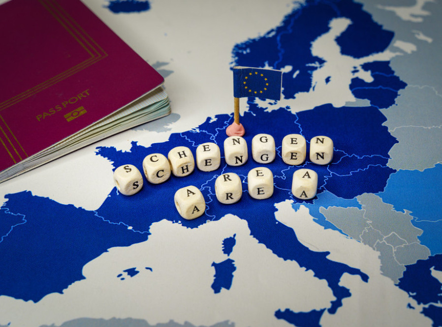 EU ublažila šengenska vizna pravila za turske državljane