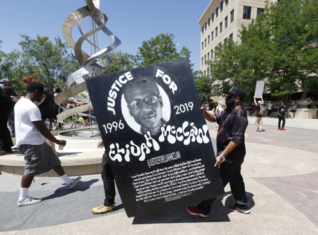 SAD: Policajac osuđen na 14 meseci zatvora u slučaju ubistva Elajdže Meklejna