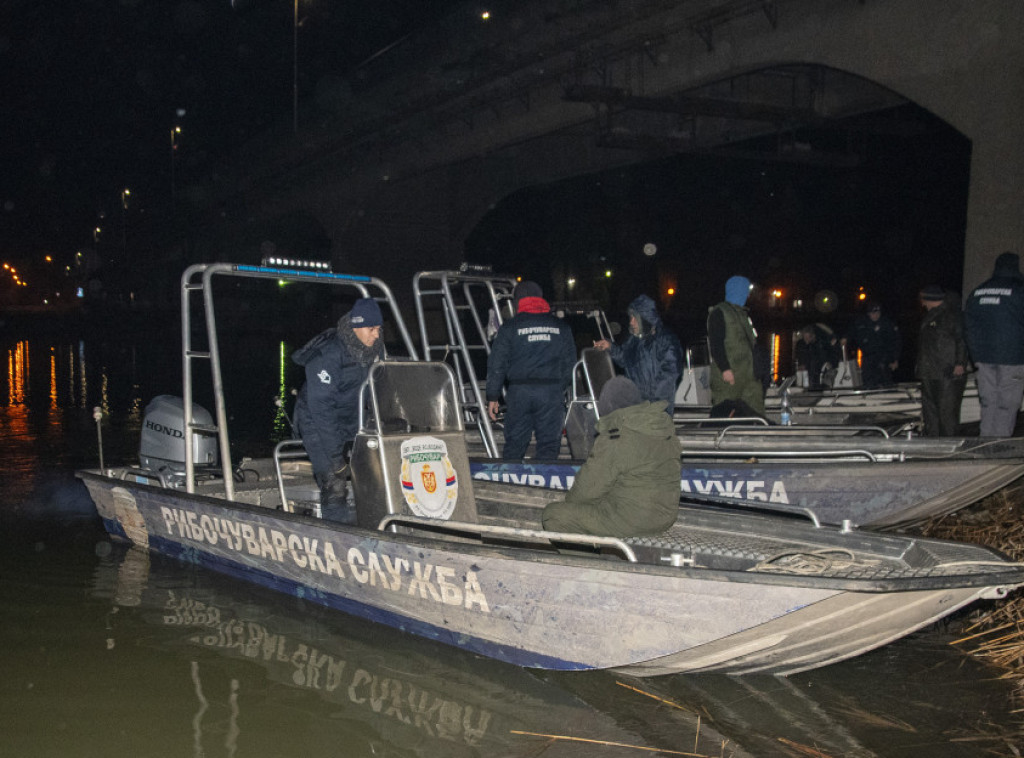 Velika akcija JVP "Vode Vojvodine": Ribokradicama oduzeto osam čamaca i 11 km mreže