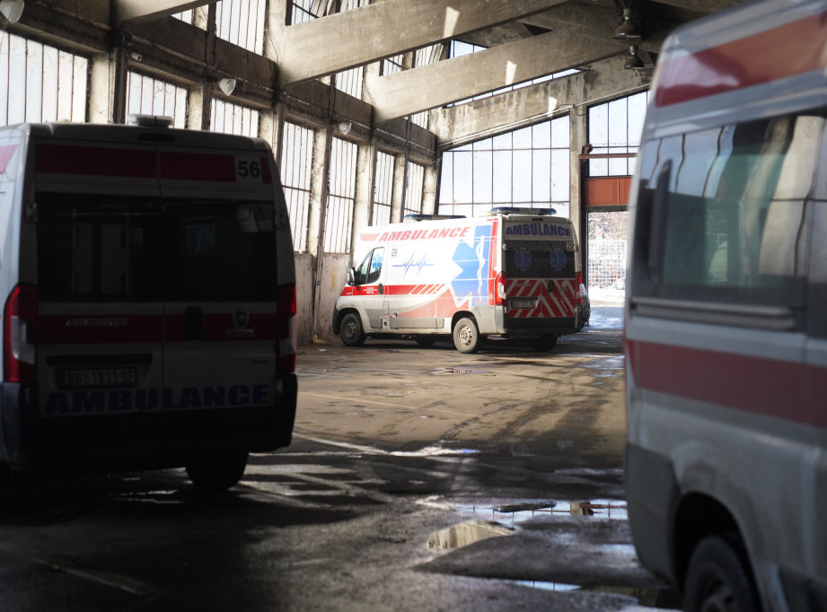 Hitna: U Beogradu u toku noći četiri saobraćajne nezgode, šest osoba povređeno
