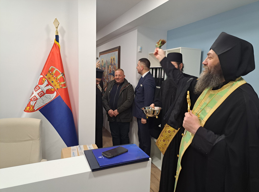 Iguman Hilandara Metodije: Važno je da čuvamo srpski jezik