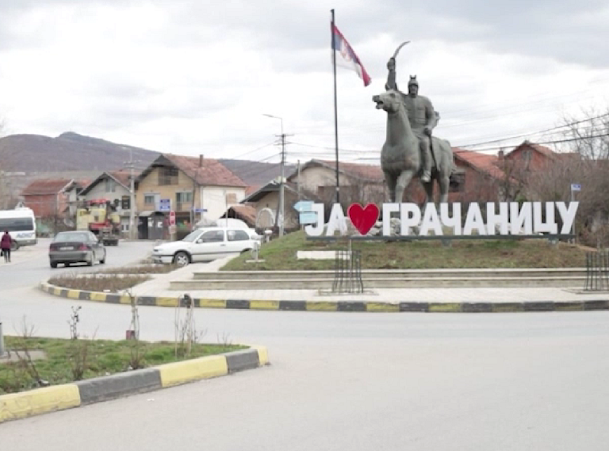 Meštani centralnog Kosova zabrinuti zbog ukidanja dinara