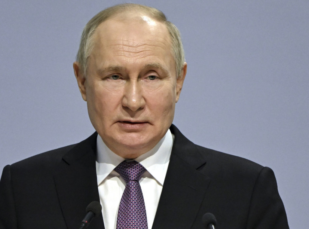 Putin: Rad Odbrambene industrije ima ogromnu ulogu u jačanju suvereniteta zemlje