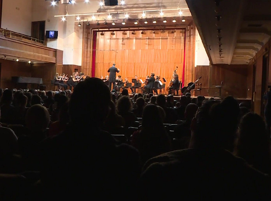 Ruski pijanista Davidčenko u Beogradu povodom godišnjice Velike dvorane Kolarca