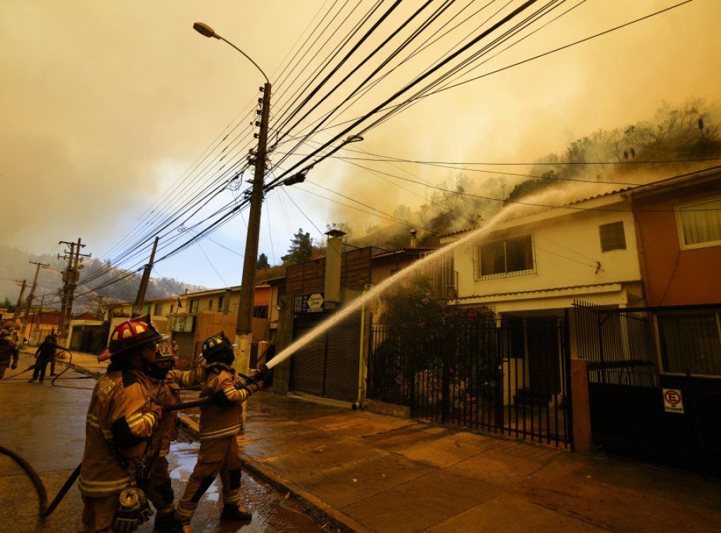 Dvodnevna žalost u Čileu zbog 112 žrtava smrtonosnih požara