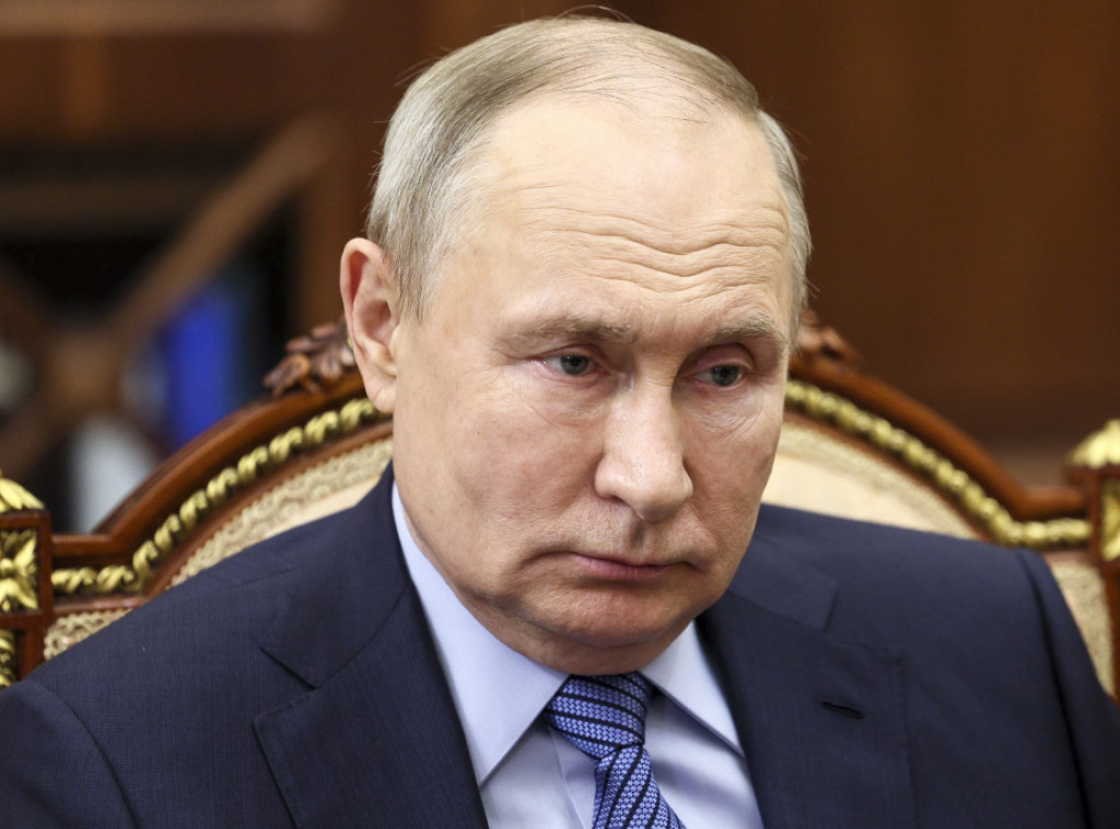 Kremlj potvrdio da je američki novinar Taker Karlson intervjuisao Putina