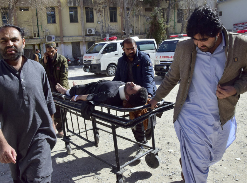 Broj ubijenih u bombaškim napadima u Pakistanu dostigao 29
