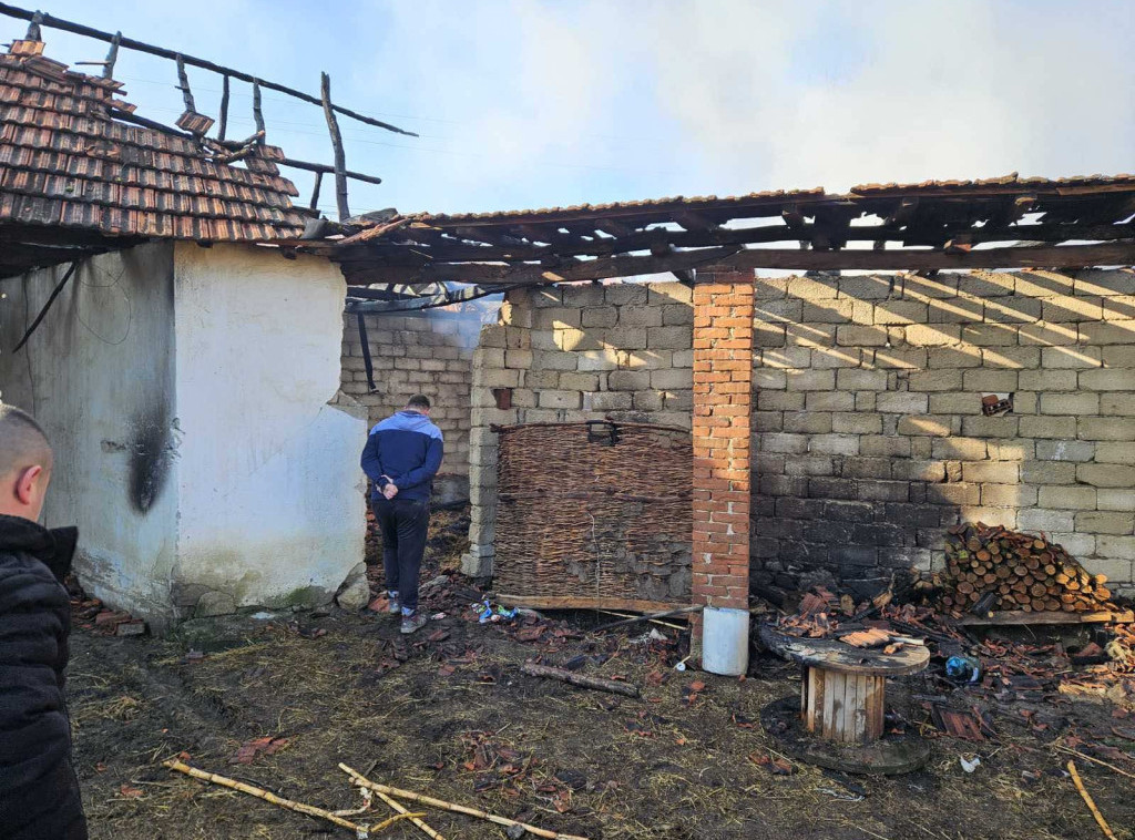 Kancelarija za KiM: Požar u selu Odanovce najverovatnije podmetnut, nastavlja se pritisak