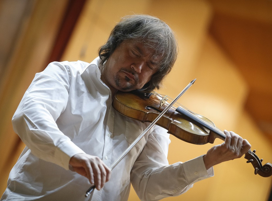 Beogradska filharmonija sa violinistom Sergejom Krilovim nastupiće sutra uveče u Kolarcu