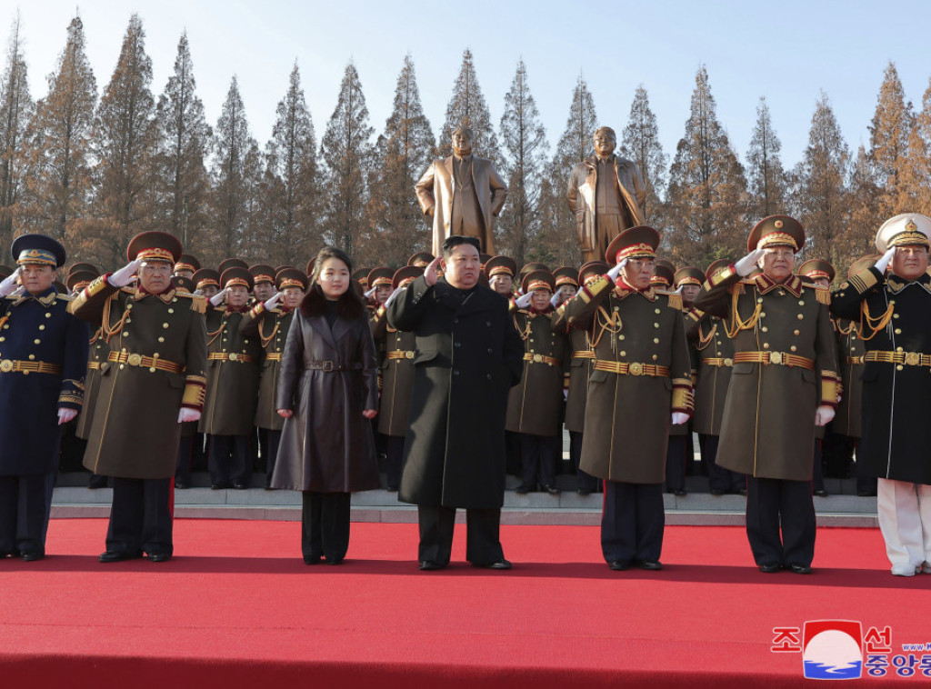 Kim Džong Un: Zbrisaćemo neprijatelje ako pokušaju da upotrebe silu protiv nas