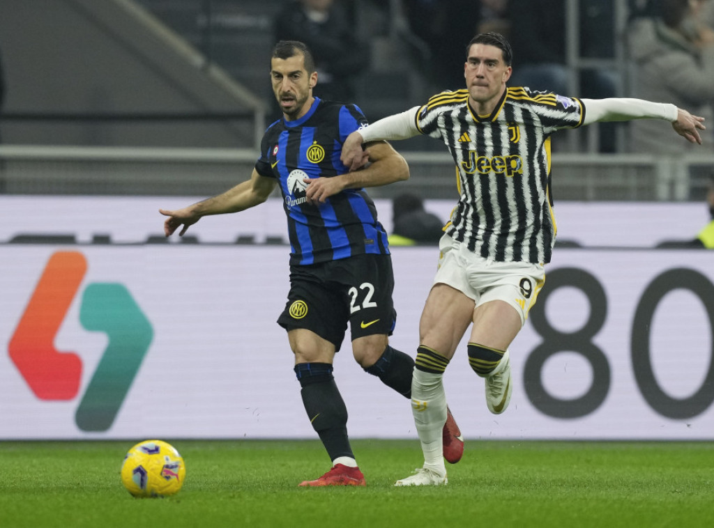 Fudbaler Juventusa Dušan Vlahović zbog povrede mišića ne igra protiv Udinezea