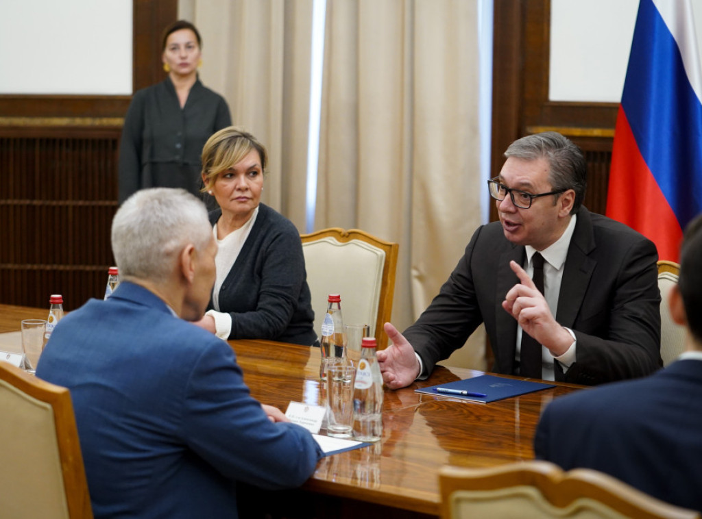 Vucic receives Russian ambassador to Belgrade