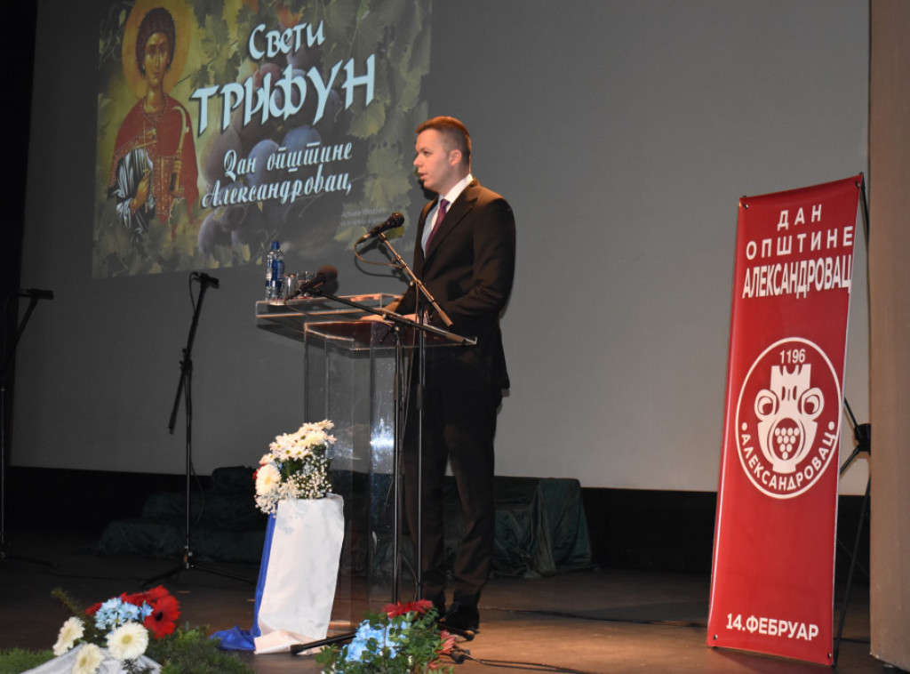 Đorđe Dabić: Srbija treba da se razvija uprkos izazovima, važno je da sačuvamo mir