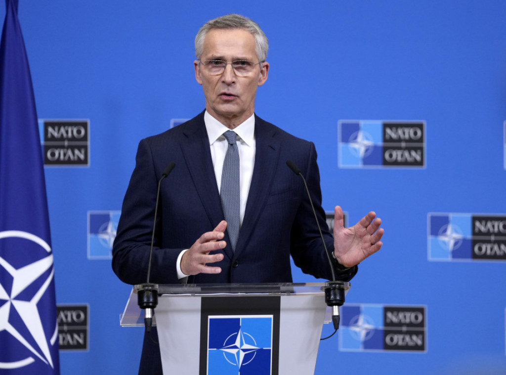 Stoltenberg: Ministri NATO se dogovorili da ojačaju odbranu i podrže Ukrajinu