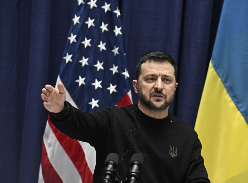 Bajden razgovarao sa Zelenskim, istakao posvećenost SAD podršci Ukrajini