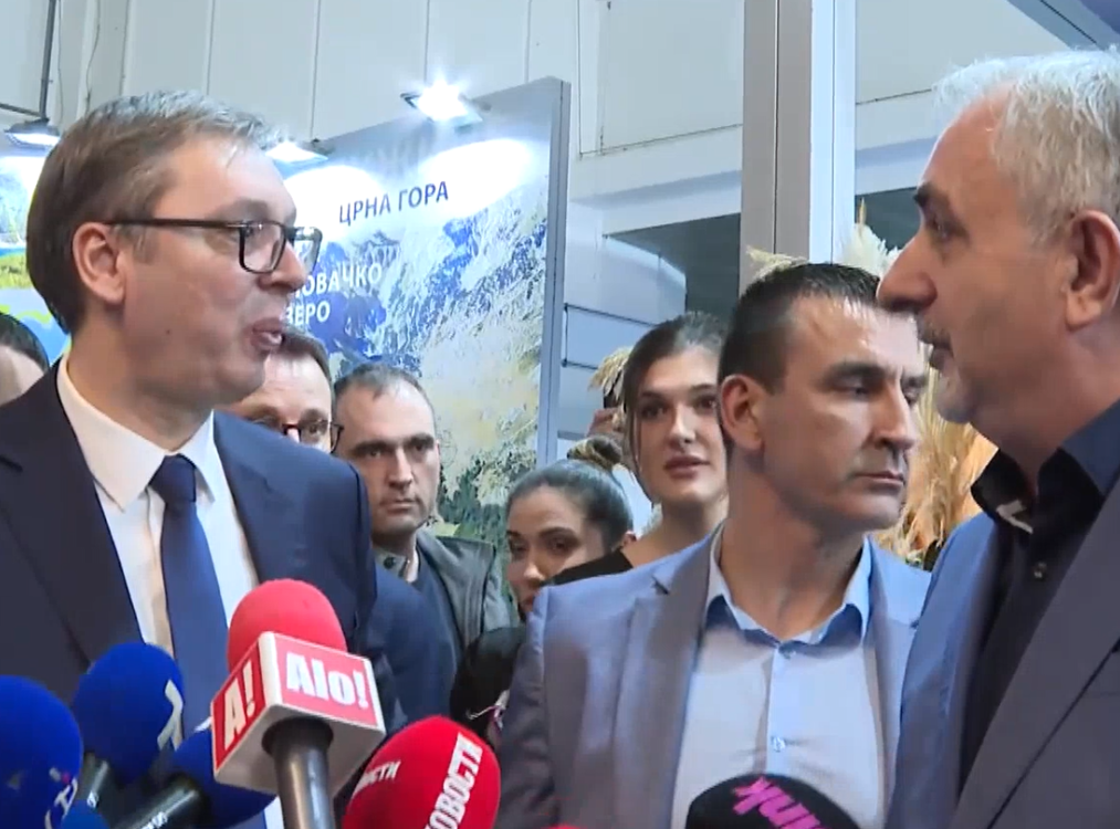 Vučić na Sajmu turizma prvo posetio štand Kancelarije za KiM