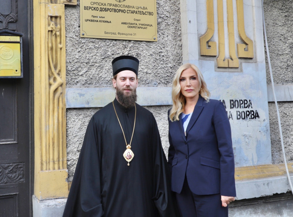 Popović donirala SPC humanitarnu pomoć za beskućnike i najsiromašnije Beograđane