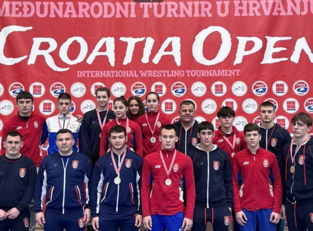 Rvačka reprezentacija Srbije do 17 godina osvojila 9 medalja u Zagrebu
