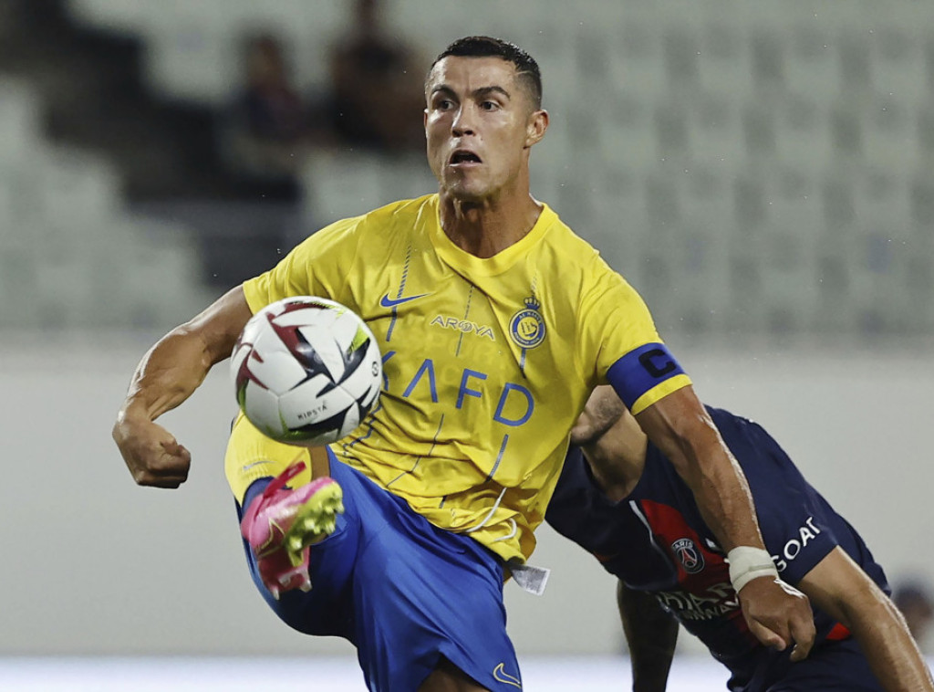 Fudbaler Al Nasra Kristijano Ronaldo suspendovan jednu utakmicu zbog neprimerenog gesta