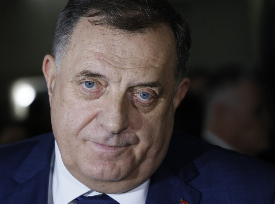Dodik: Uplitanjem stranaca u funkcionisanje BiH zemlja se razgrađuje