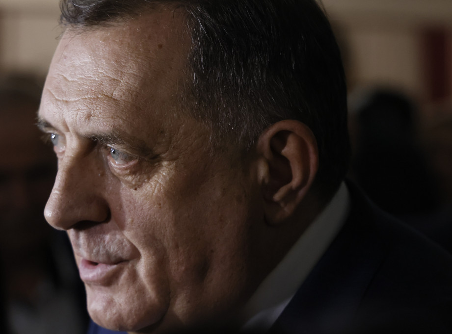 Dodik: Ne sme se dozvoliti Marfiju i Eskobaru da devastiraju Republiku Srpsku