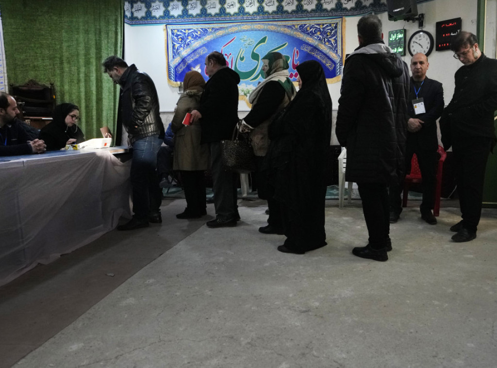 Prema nezvaničnim podacima na izbore u Iranu izašlo 40 odsto birača