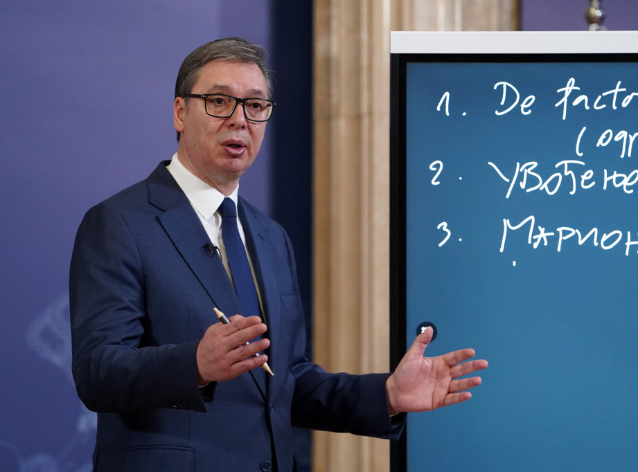 Vučić: Situacija oko dinara na KiM nije se popravila; Zapad očekuje da priznamo KiM i uvedemo sankcije Rusiji