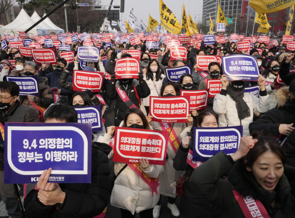 Lekari u Južnoj Koreji protestovali zbog planova vlade da poveća broj studenata