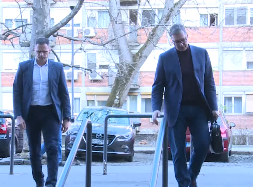 Počela sednica Predsedništva SNS, prisustvuje Vučić