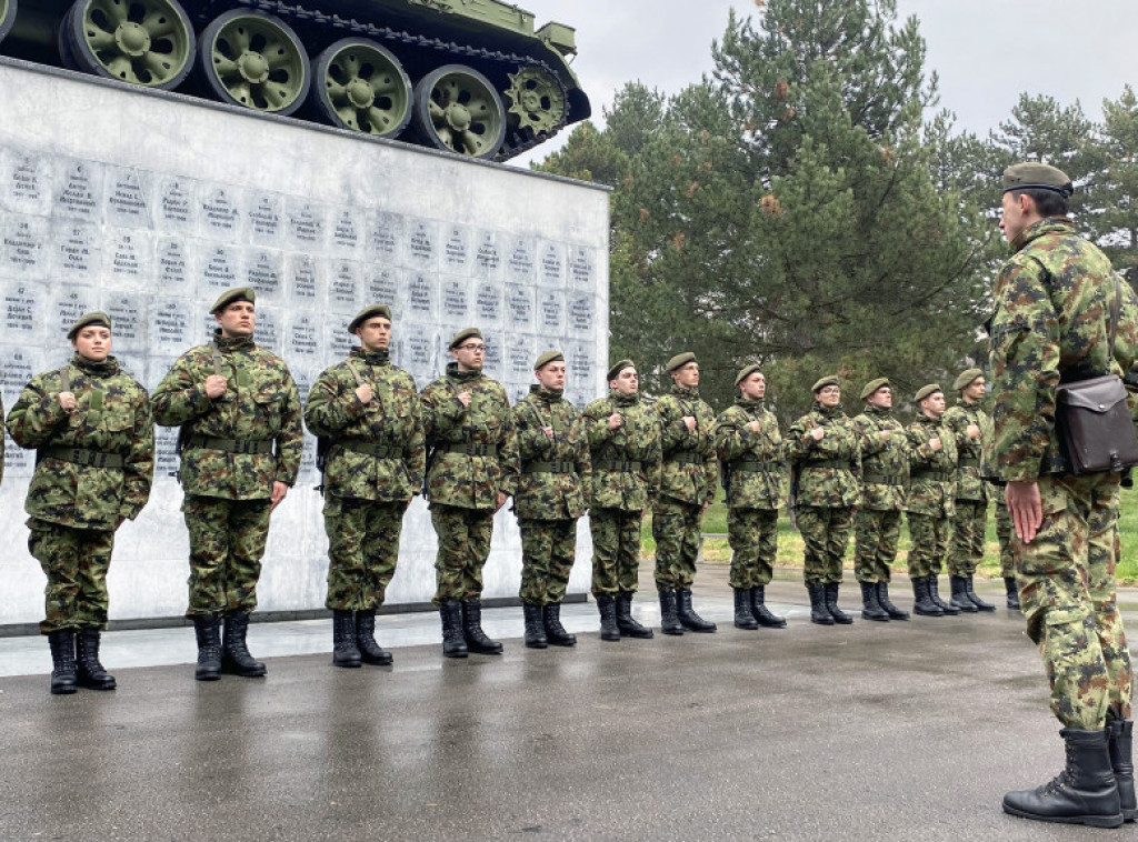 Počela obuke najmlađe generacije vojnika na služenju vojnog roka