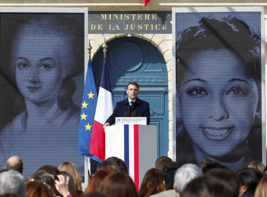 Francuska postala prva zemlja koja u Ustavu garantuje pravo na abortus