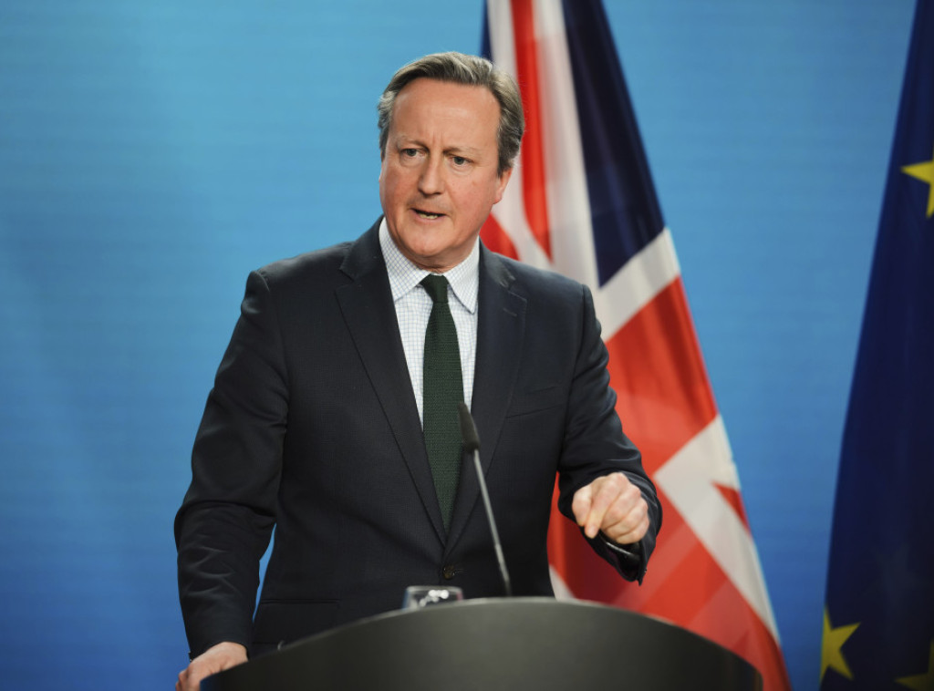 Dejvid Kameron podneo novi zahtev za gradnju bazena uprkos protivljenju komšija