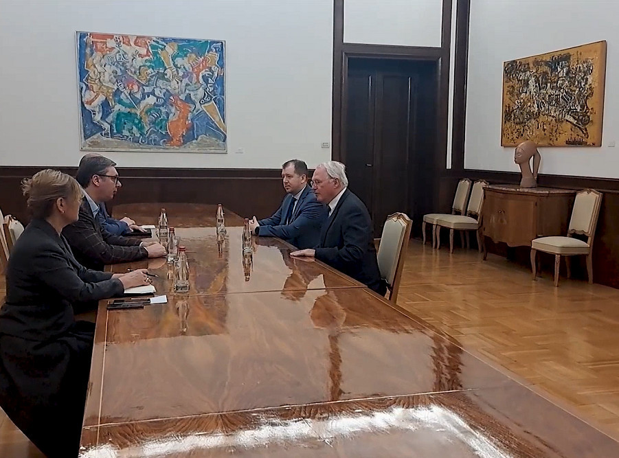Vucic meets with US ambassador