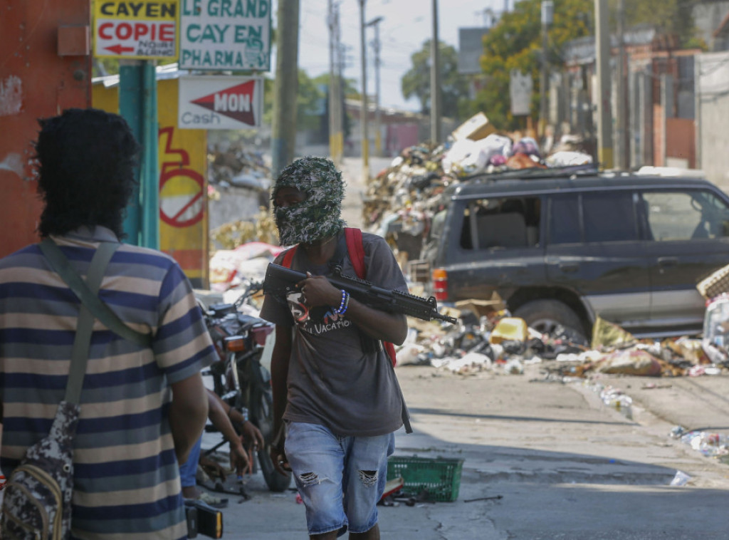 Deo osoblja UN napušta Haiti zbog izuzetno nestabilne bezbednosne situacije