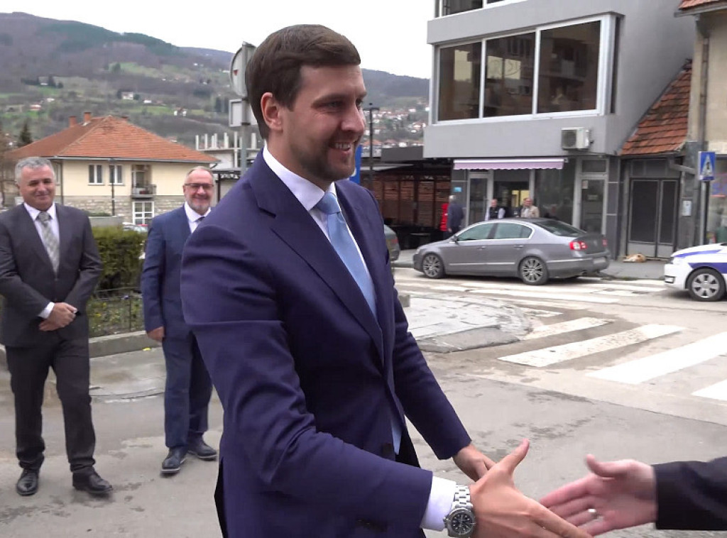 Ministar Đerlek posetio Zlatiborski okrug: Realizovani projekti u sedam opština