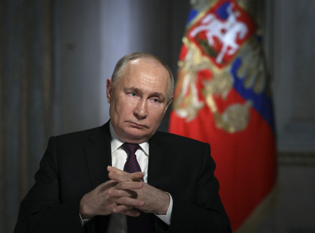 Putin pozvao vladu da počne da sprovodi postavljene zadatke