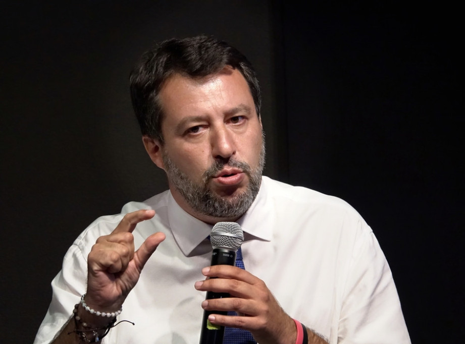 Salvini najavio tužbu posle pretnji smrću zbog njegove podrške Mesinskom mostu