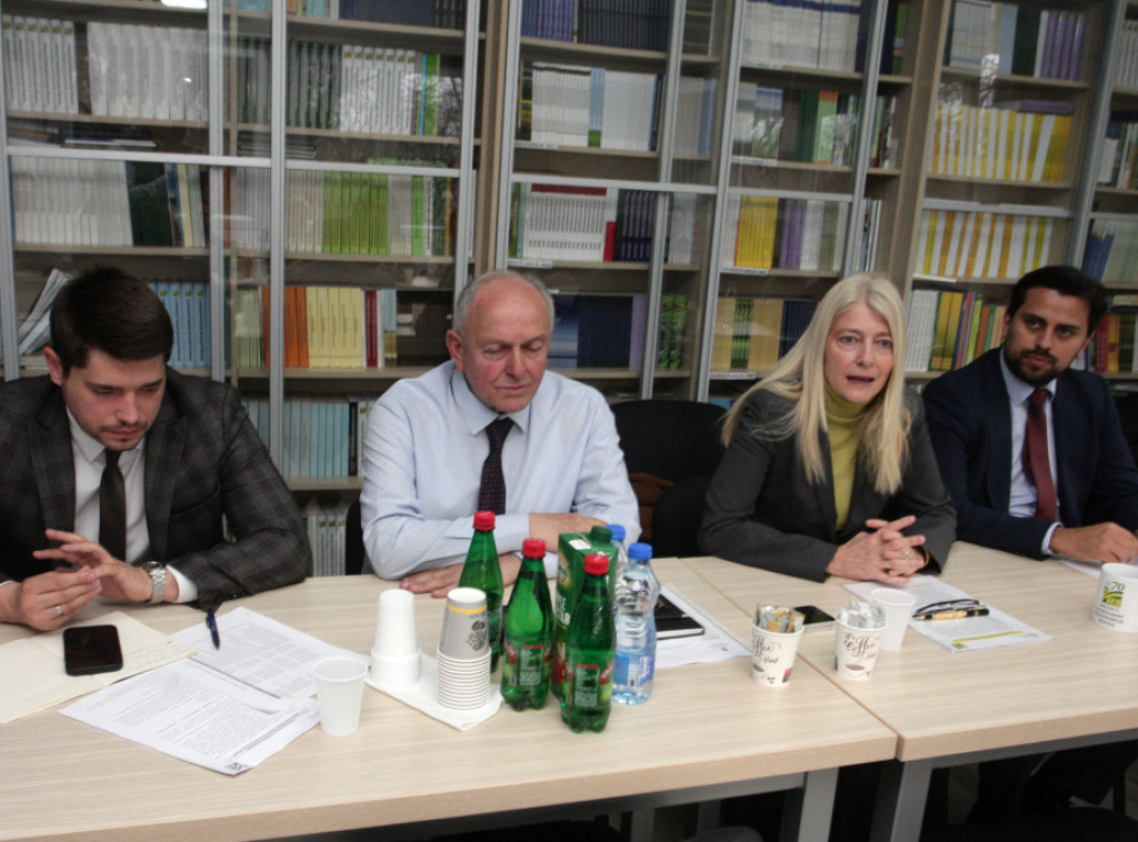 Ministarka Begović posetila Institut za ekonomiku poljoprivrede