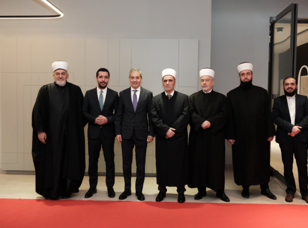 Momirović s Jusufspahićem na iftaru, prisustvovali i ambasadori islamskih zemalja