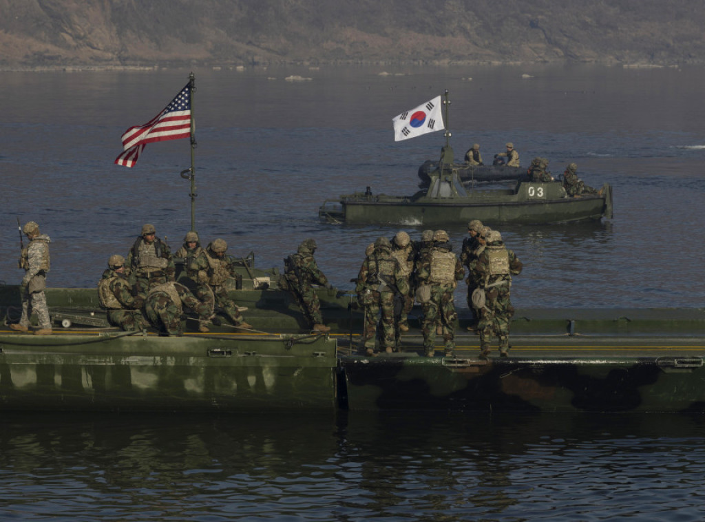 Južna Koreja i SAD izvode vežbe prelaska reke u blizini granice sa Severnom Korejom