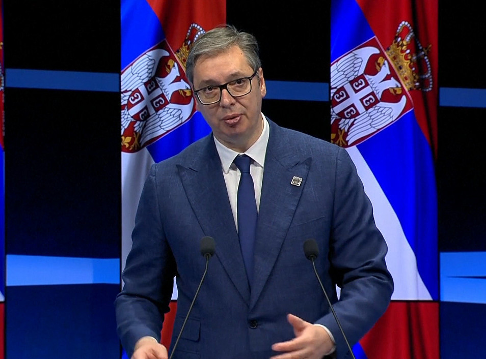 Vučić pozvao Grčku da bude uzdržana tokom glasanja o rezoluciji o Srebrenici