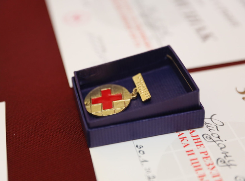 Povodom 143 godine rada Crvenog krsta Novog Sada, dodeljena priznanja istaknutim pojedincima i institucijama