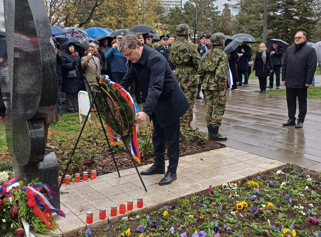 Nikola Selaković položio venac kod Spomenika deci stradaloj u NATO agresiji