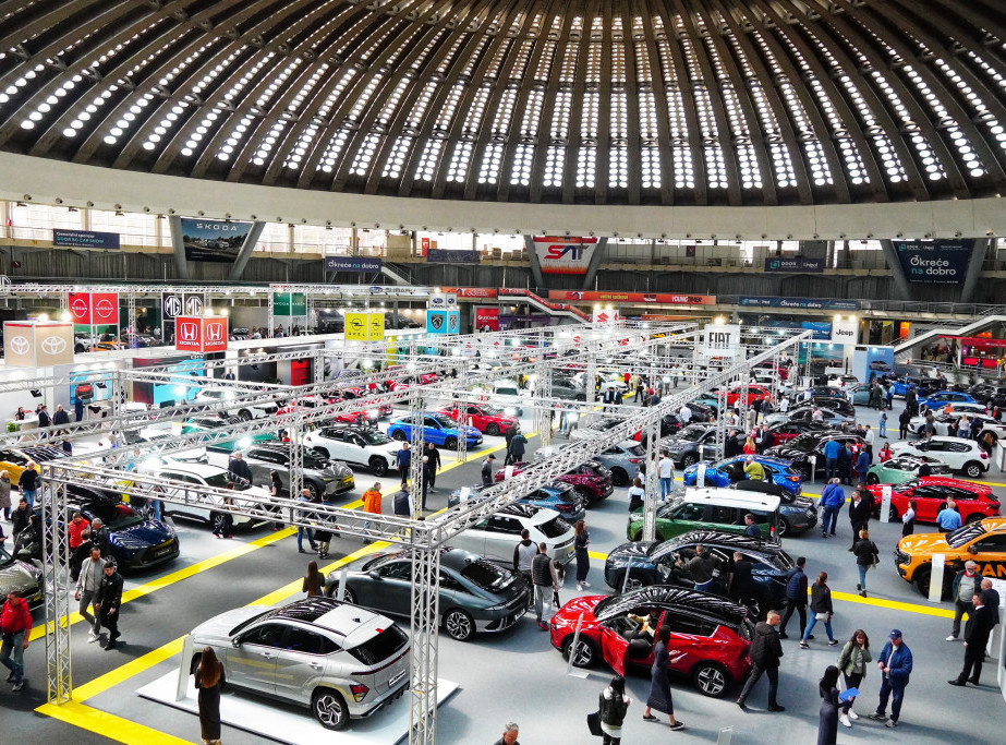 Na Salonu automobila tokom vikenda 60.000 posetilaca