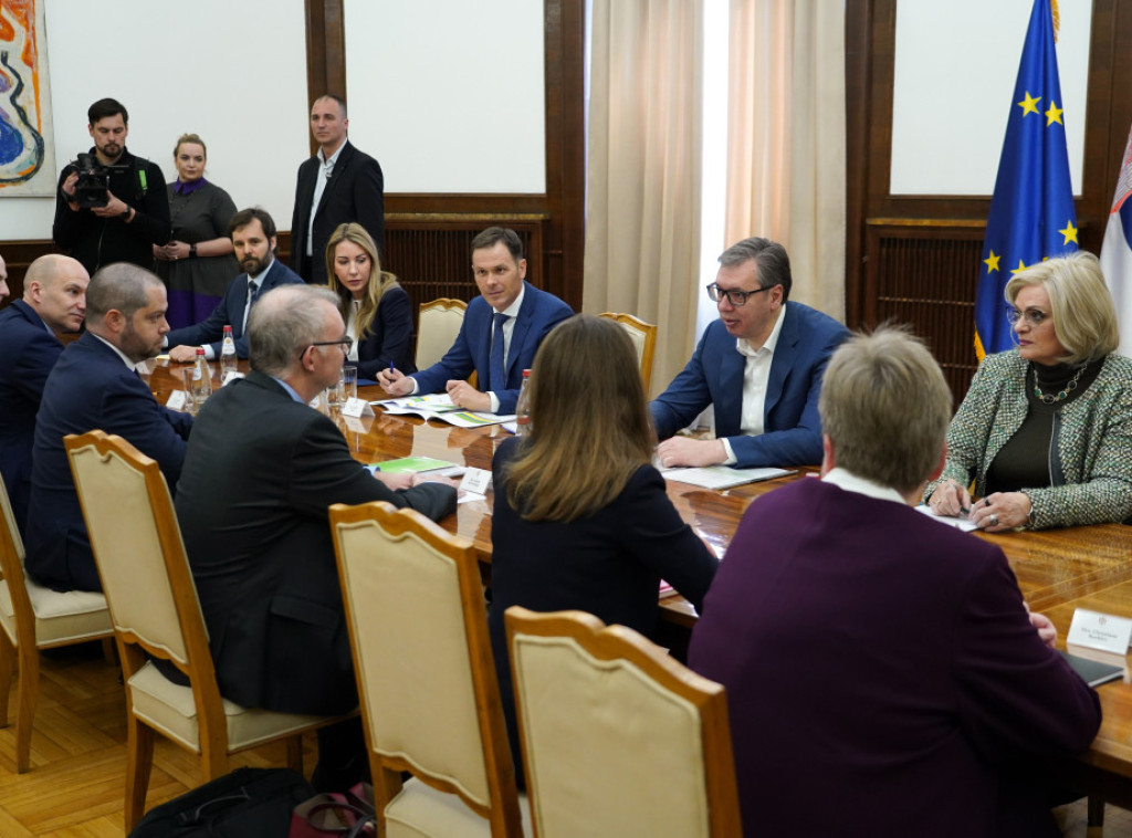 Vučić razgovarao s predstavnicima Misije MMF-a o finansiranju projekata "Skok u budućnost-SRB2027"