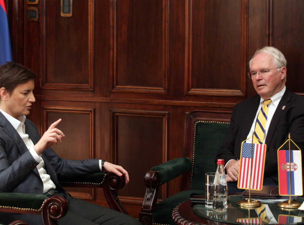 Brnabić se sastala sa ambasadorom SAD: Uvereni u nastavak dobrog odnosa i saradnje