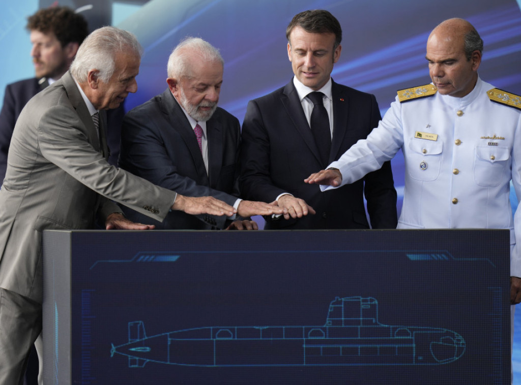 Makron i Lula pokrenuli podmornicu napravljenu francuskom tehnologijom
