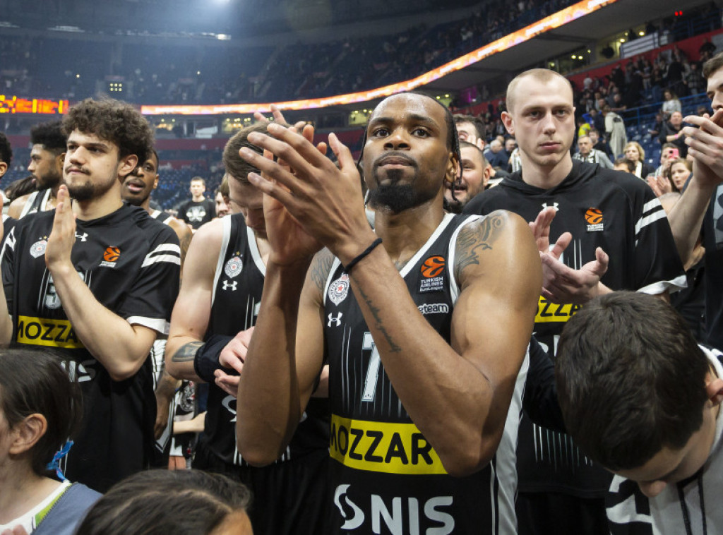 Košarkaši Partizana pobedili Budućnost i obezbedili drugo mesto pred plej-of