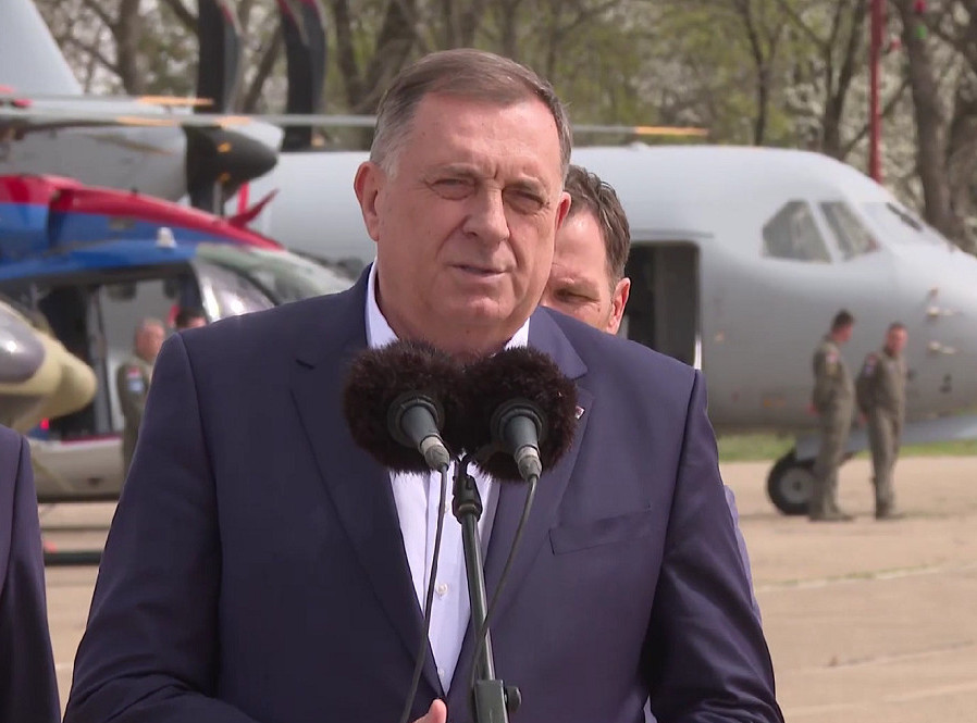 Dodik: Važno da je Srbija sposobna da odbrani svoje nebo i teritoriju